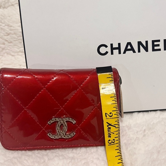 Chanel Brilliant CC Patent leather Zippy Card Holder - Picture 9 of 12